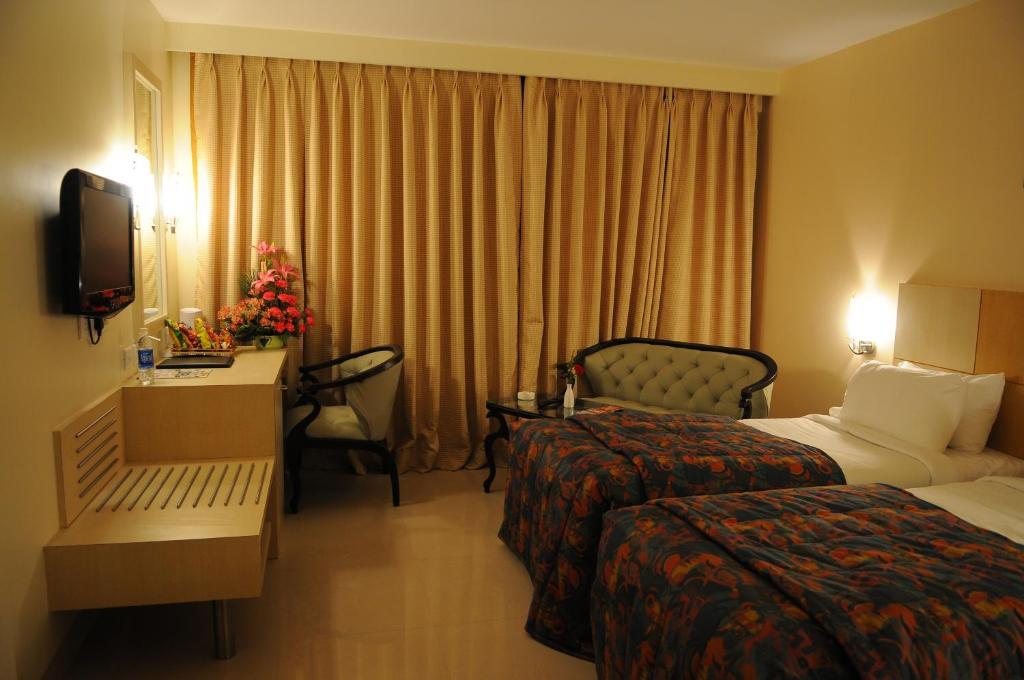 The Grand Solitaire Hyderabad Bilik gambar